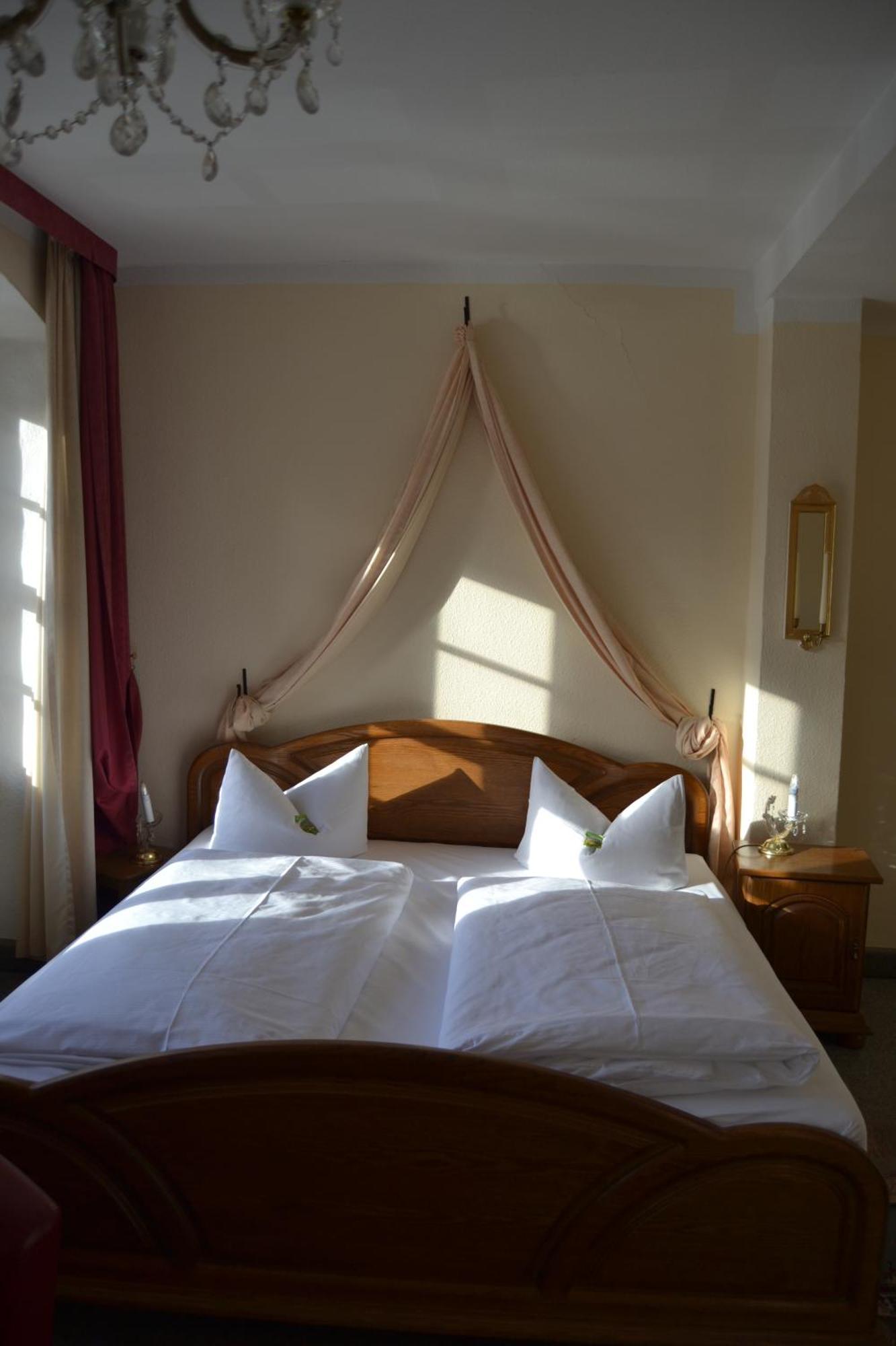 Hotel Anker Saalfeld Saale الغرفة الصورة